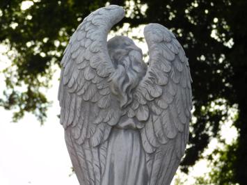 Garden Statue: Angel with Wings – 80 cm – Stone