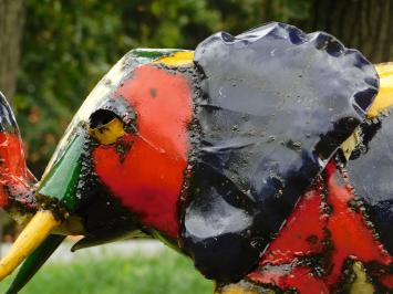 Metallelefant „Zuri“ – Bunt – 60 x 96 cm – Afrikanische Skulptur
