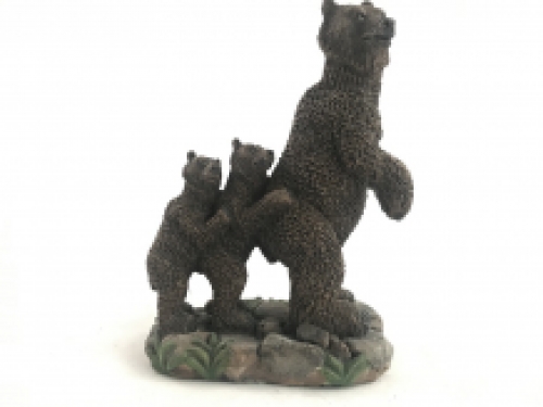 Standing bear with 2 little ones behind him, nice decorative statue made of polystein