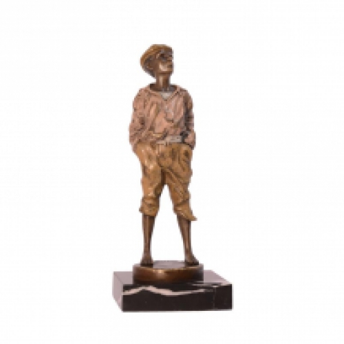 Een bronzen beeld/sculptuur van een fluitende jongen