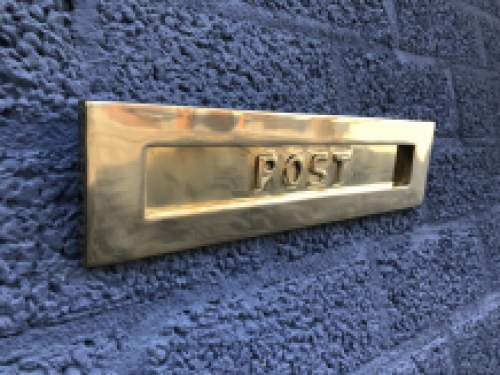 Letterbox flap slot, post flap bright brass, with flap suspension.