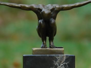 Bronzestatue - Olympischer Mann - mit Marmorsockel