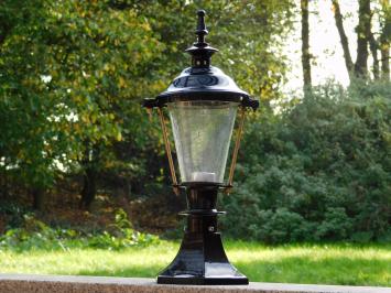 Klassieke Buitenlamp Zwart - 51 cm - Alu - Strakke Lampvoet met Messing Accent in Kap