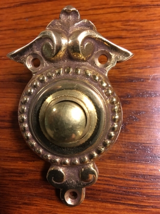 Classic doorbell - polished brass