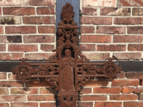 Beautiful unique grave cross, cast iron.