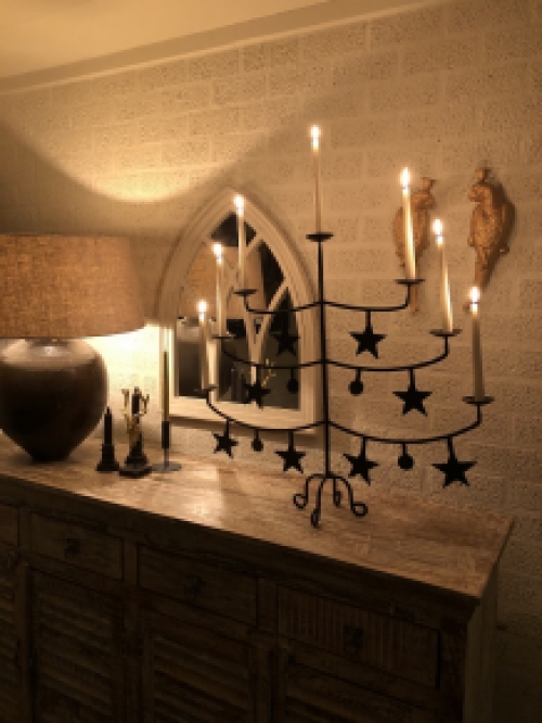 Beautiful candle candle holder, wrought iron with 7 arms.