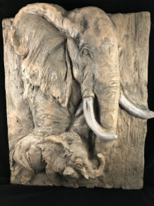 Wall ornament wood look with 3D image of 2 elephants, polystone-wood.