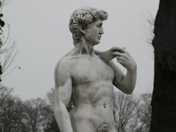 Statue David XL auf Sockel - 170 cm - Stein