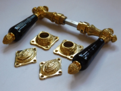 Set of door furniture for room doors - polished brass - BB