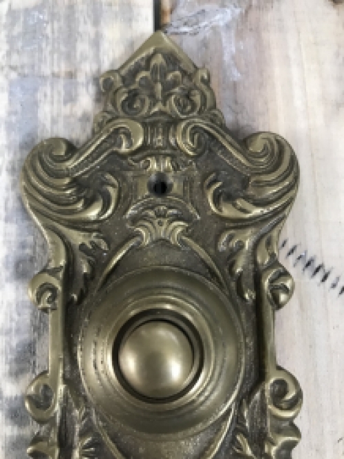 Deurbel van Wilhelminiaanse en Art Nouveau stijl - zoals antieke bel, historisch