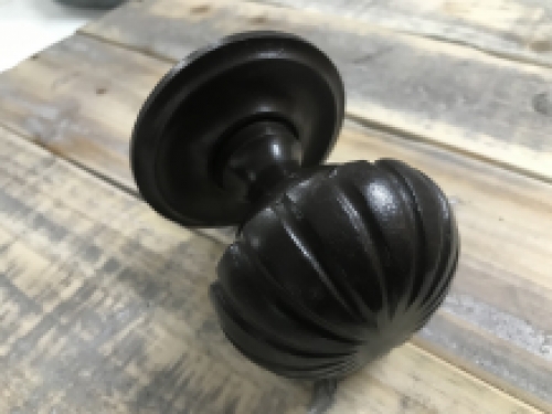 Door knob with rosette, antique iron, fixed standing