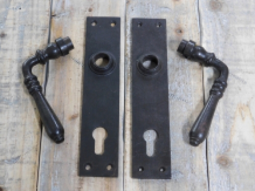 Set deurbeslag - donkerbruin - ijzer - PZ 92