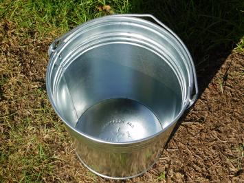 Zinc bucket - 9 litres - Multipurpose
