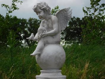 Angel on a Ball XL – 67 cm – Polystone