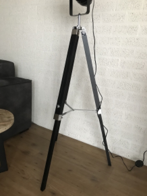 Een mooie nostalgische filmlamp, erg leuk!