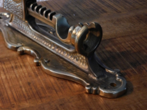 Wand wijnopener, hendel kurkentrekker messing, flesopener messing, heel fraai!! LAATSTE!!