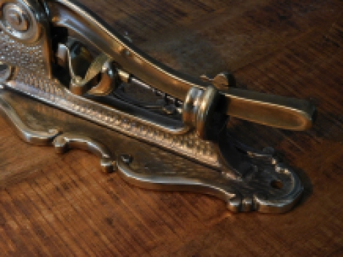 Wand wijnopener, hendel kurkentrekker messing, flesopener messing, heel fraai!! LAATSTE!!