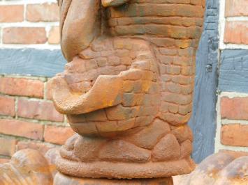 Exklusiver Steinbrunnen mit Frau - Stein in Oxid