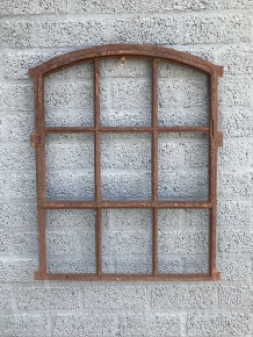 Cast iron stable window - openable - entirely cast iron