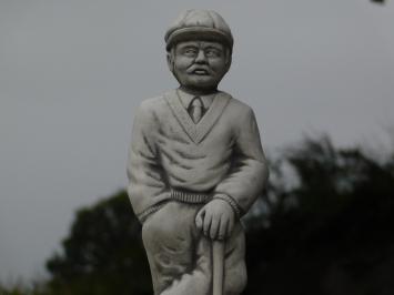 Statue Golfer on Pedestal - 78 cm - Stone