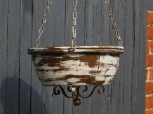 Sturdy hanging basket with wall hook - robust - wall decoration