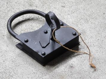Antiek hangslot - middeleeuwse stijl - zwart
