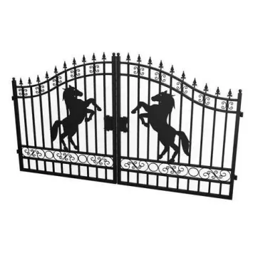 Beautiful black wrought iron gate – 596 cm wide – with rearing horse