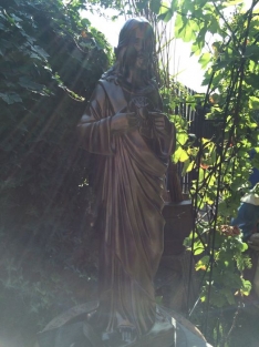 Jesus sacred heart statue, solid stone, bronze color, beautiful appearance!!