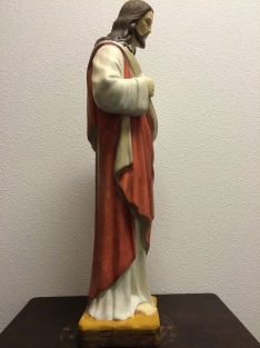 Jezus heilig hart beeld, vol steen, origineel kerkbeeld in kleur.