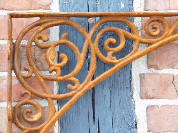 Large Cast Iron Angle Bracket – Rustic Roof and Canopy Support – Rust Finish