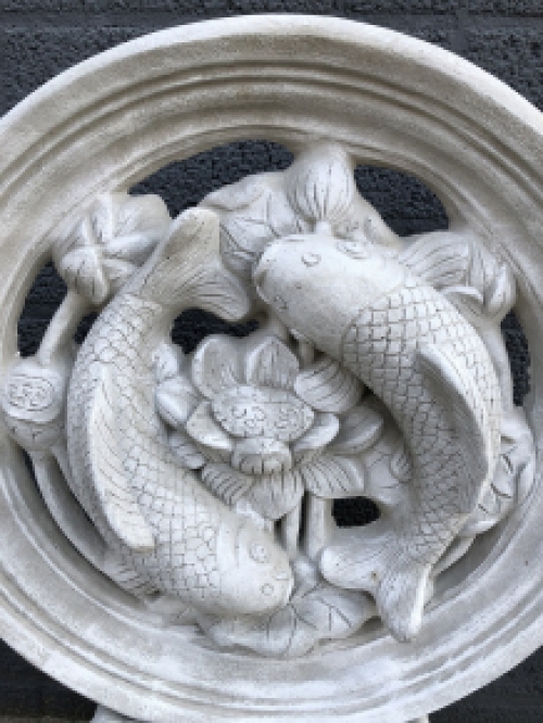 Großer Koi Karpfen Teich Ornament, voller Stein