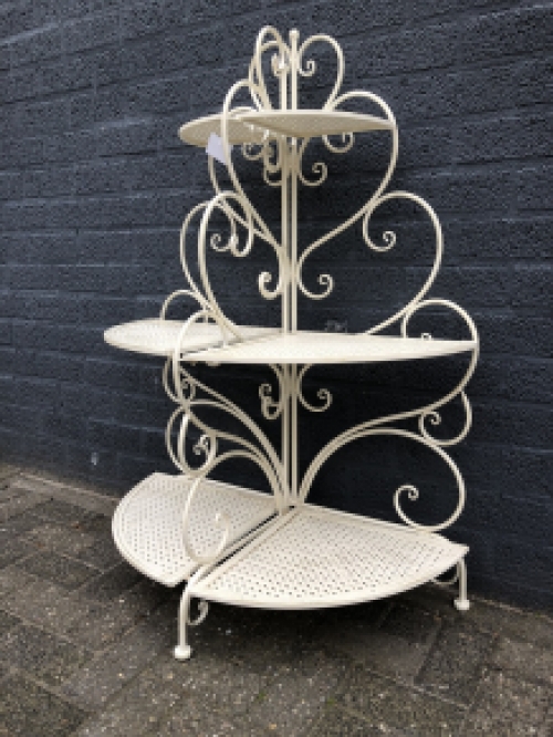 Beautiful all-metal etagère, beautiful white ironwork, easy to fold.