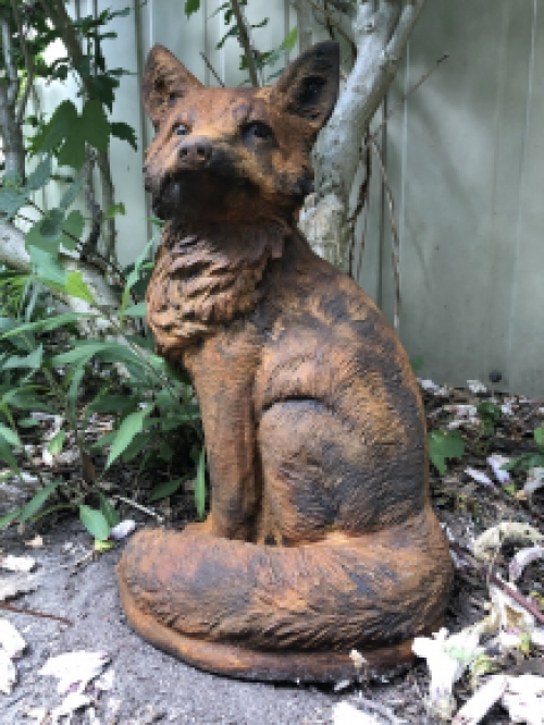 Fuchs, Steinskulptur, Fuchs Tierfiguren, Fuchs Gartenfiguren, Steinoxid