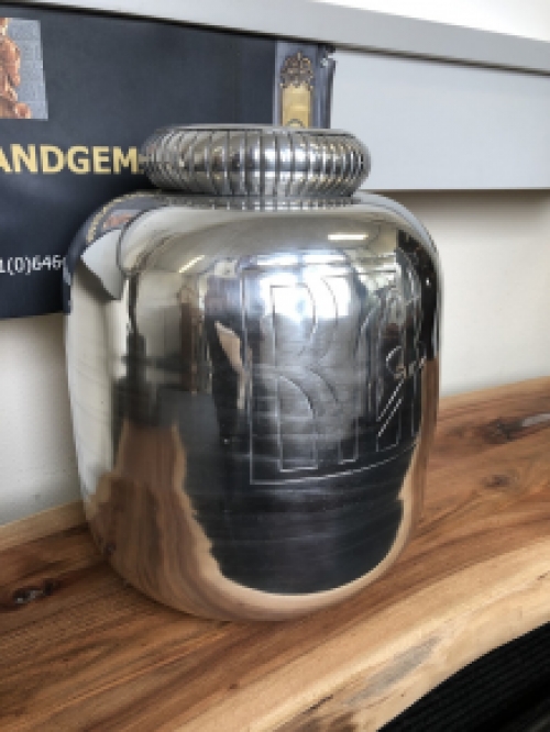 Vaas - kan-kruik- aluminium XL, zilver-look, met inscriptie, zeer fraai.