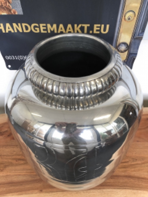 Vaas - kan-kruik- aluminium XL, zilver-look, met inscriptie, zeer fraai.