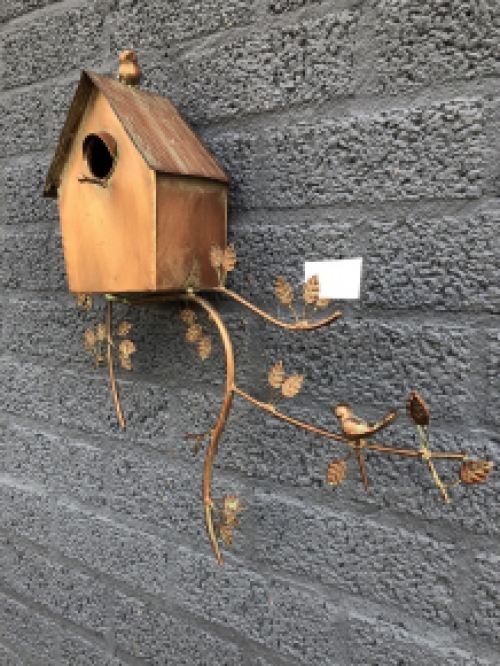 Prachtig koper-metalen wand vogelhuis.