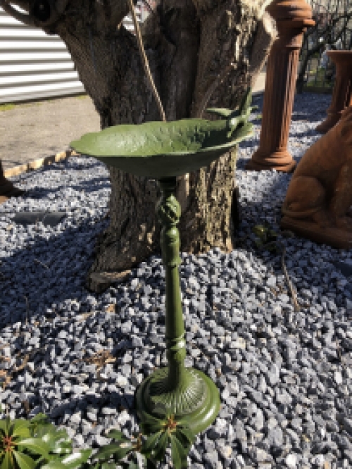 LAATSTE: Vogelbad met Hummingbird XL, gietijzer, antiek groen-rust.