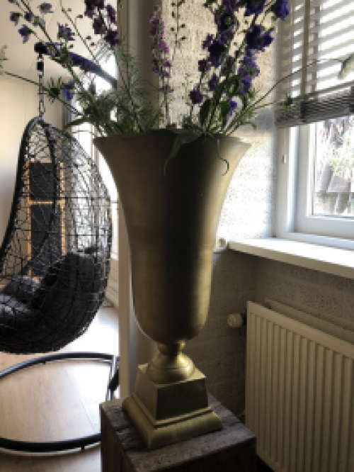 RAW Aluminium Goldpokal Vase groß