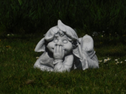 Statue dwarf lying - solid stone