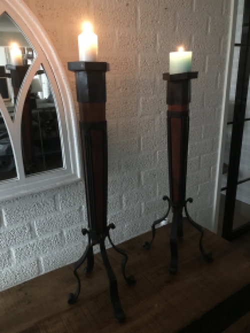 Candle holder / candle stand set, made of wrought iron and wood, robust!
