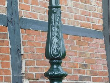 Classic Pedestal Outdoor Lamp | Dark Green | 3 Metres | Garden Lantern