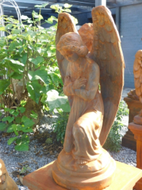 Angel - weatherproof, kneeling, on pedestal XXL, full stone, large sculpture-oxide