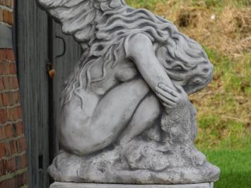Kniender Engel auf Sockel - 170 cm - Massivstein
