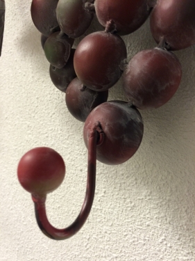 Coat rack Grapes - 3-Hooks - Vine