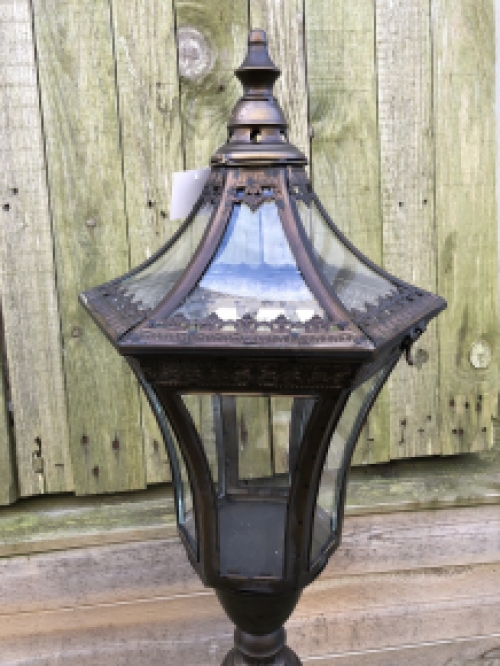 Beautiful ornate storm lantern, metal, brass, bronze look with glass, very beautiful!!