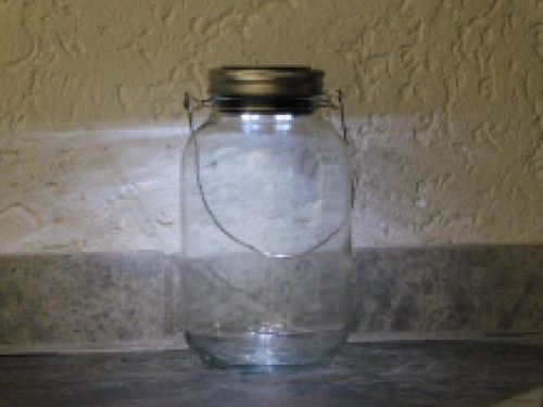 LED solar light in jar