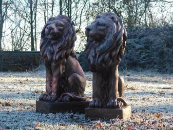 Seated lion - polystone - right looking - copper look