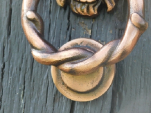 Doorknocker lion, antique iron - copper colour