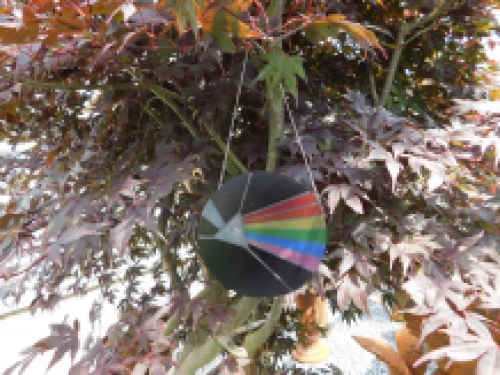 Ornament eines LP-Logos von Pink Floyd, ''Dark Side of the Moon''.