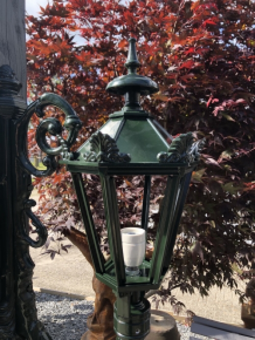 Beautiful rustic outdoor lamp Maastricht, dark green